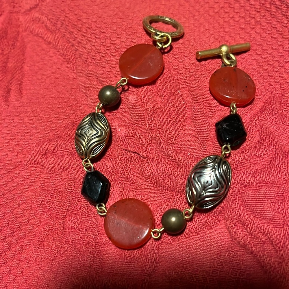 NWOT Boho toggle bracelet